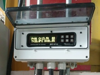 Monitoreo y control de humedad absoluta y temperatura sobre flujo continuo, para secadoras de granos, semillas, cereales, elaboración de harinas, extrusados, procesos industriales de secado de productos. Monitoreo y control de humedad absoluta y temperatura sobre flujo continuo, para secadoras de granos, semillas, cereales, elaboración de harinas, extrusados, procesos industriales de secado de productos.